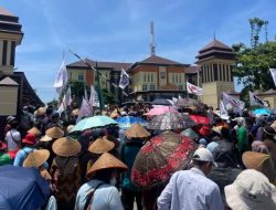 SERIKAT PETANI LAMPUNG GERUDUK POLDA LAMPUNG  Bandarlampung(