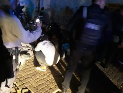 Meresahkan, 5 remaja Aksi Tawuran ancam Polisi Pakai Sajam