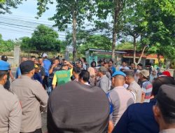 Mencekam Kantor KPU Dijaga 300 Aparat Pasca Pembatalan Paslon Wahdi-Qomaru