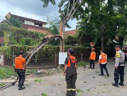 Waspada Cuaca Buruk, Polresta Bandar Lampung Imbau Keselamatan Warga