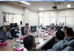 Ketua dan Wakil Ketua III DPRD Kunjungan Kerja Komisi Pemilihan Umum