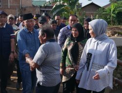 Gubernur Dan Walikota Kunjungi Dan Berikan Bantuan Warga Terdampak Banjir