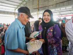 Jelang IdulFitri Walikota Salurkan Bantuan Beras Dari Baznas