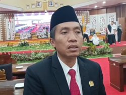 Pergantian Asroni Paslah dari Ketua Fraksi Gerindra DPRD Bandar Lampung, Masih Tanda Tanya.