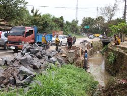 Walikota Bandar Lampung Terus Lakukan Perbaikan Di Tengah Gempuran Hujan