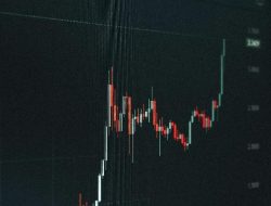 IHSG Melemah Tipis 0,06 Persen di Sesi Pertama, Sempat Sentuh 8.000 saat Pidato Prabowo dengan MPR